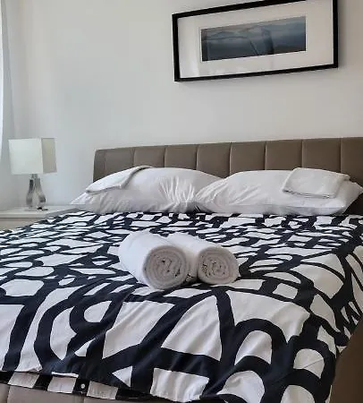Apartamento Sleek & Lovely Studio With A Great Location