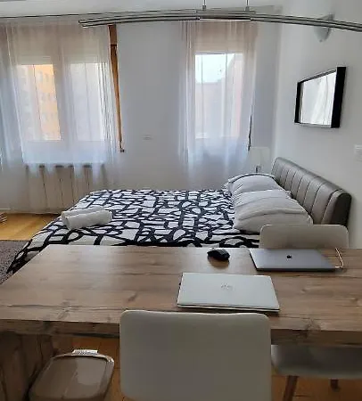 Sleek & Lovely Studio With A Great Location * Belgrado